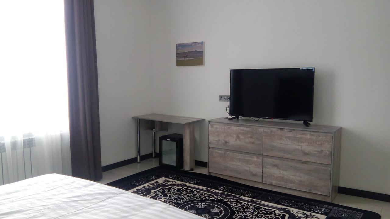 Home Guest Residence Бишкек Екстериор снимка